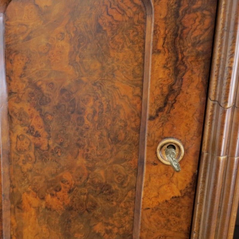 Antique Carved Desk In Very Good Condition. 1850   1880 photo vintage