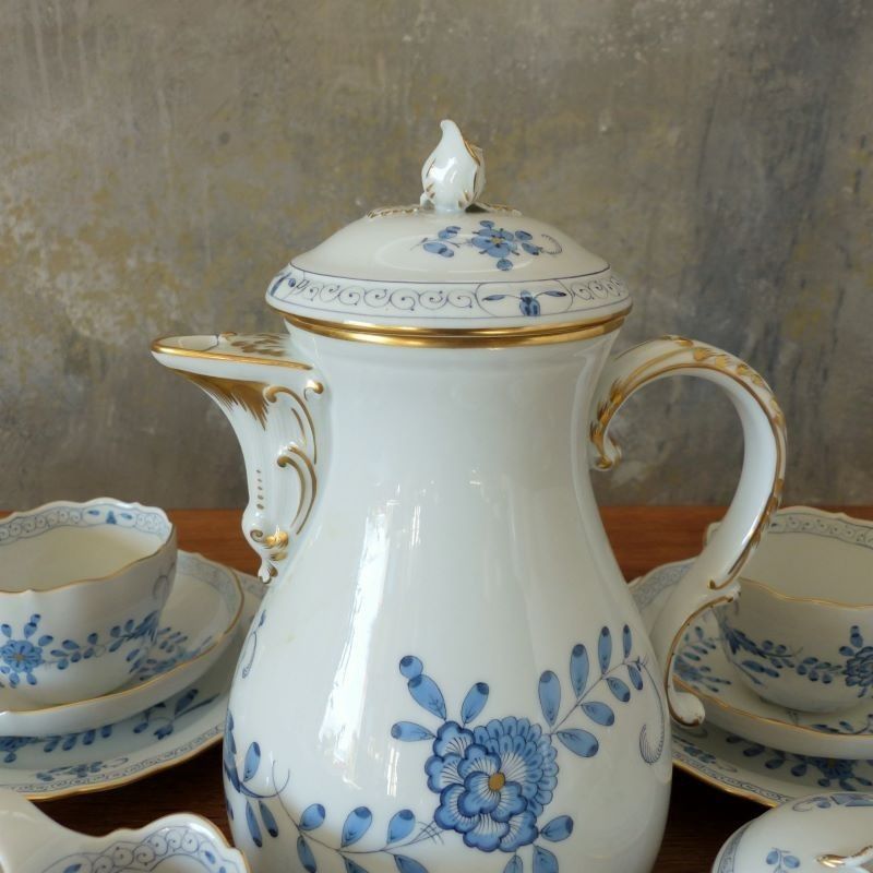 Meissen Porcelain Coffee Set For Six Persons 1940   1950 photo furniture