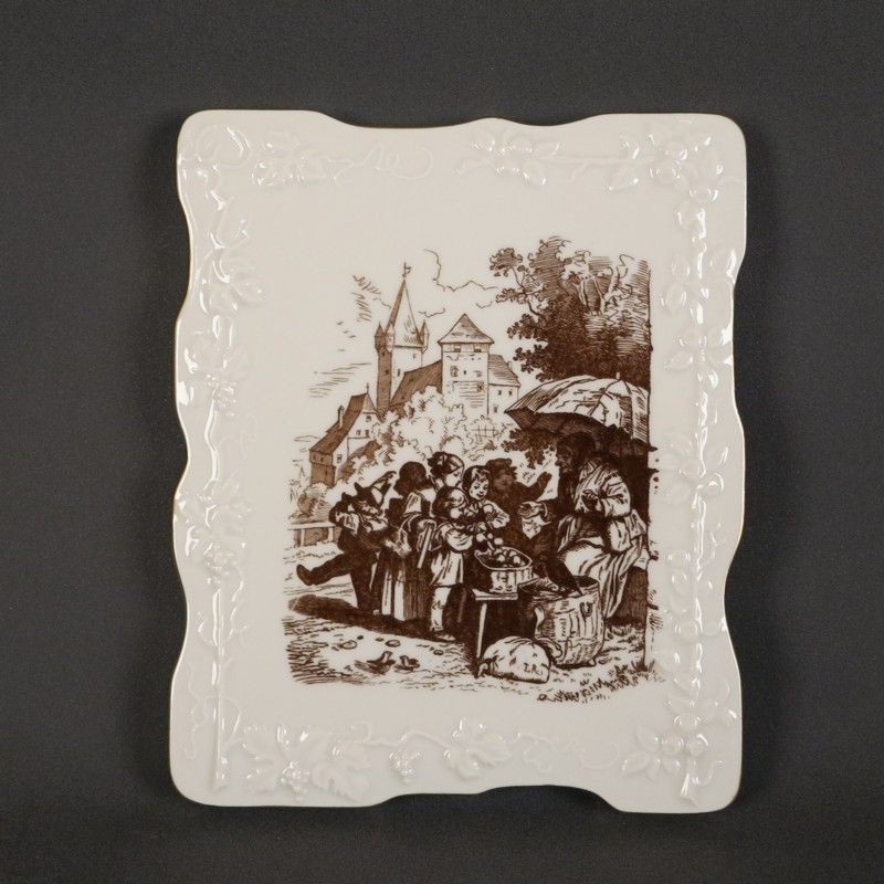 Meissen Porcelain Plate The Market Woman 1979 photo for sale