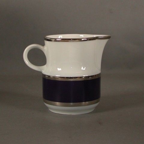 photo furniture Porcelain Coffee Service For Six Persons Arzberg 1960 1970