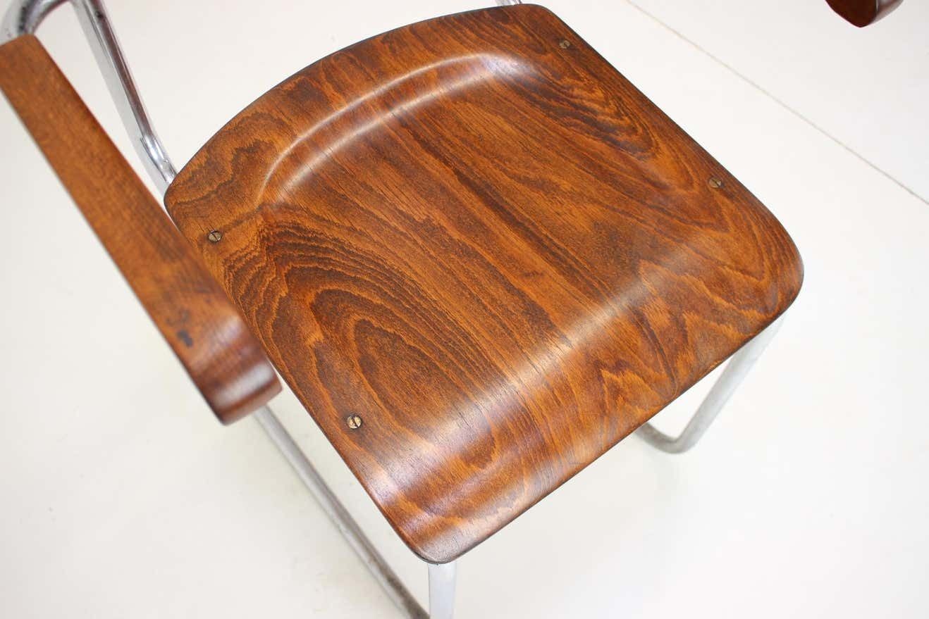 photo vinterior Restored Bauhaus Chrome Chair By Rudolf Vichr Prag, 1930s
