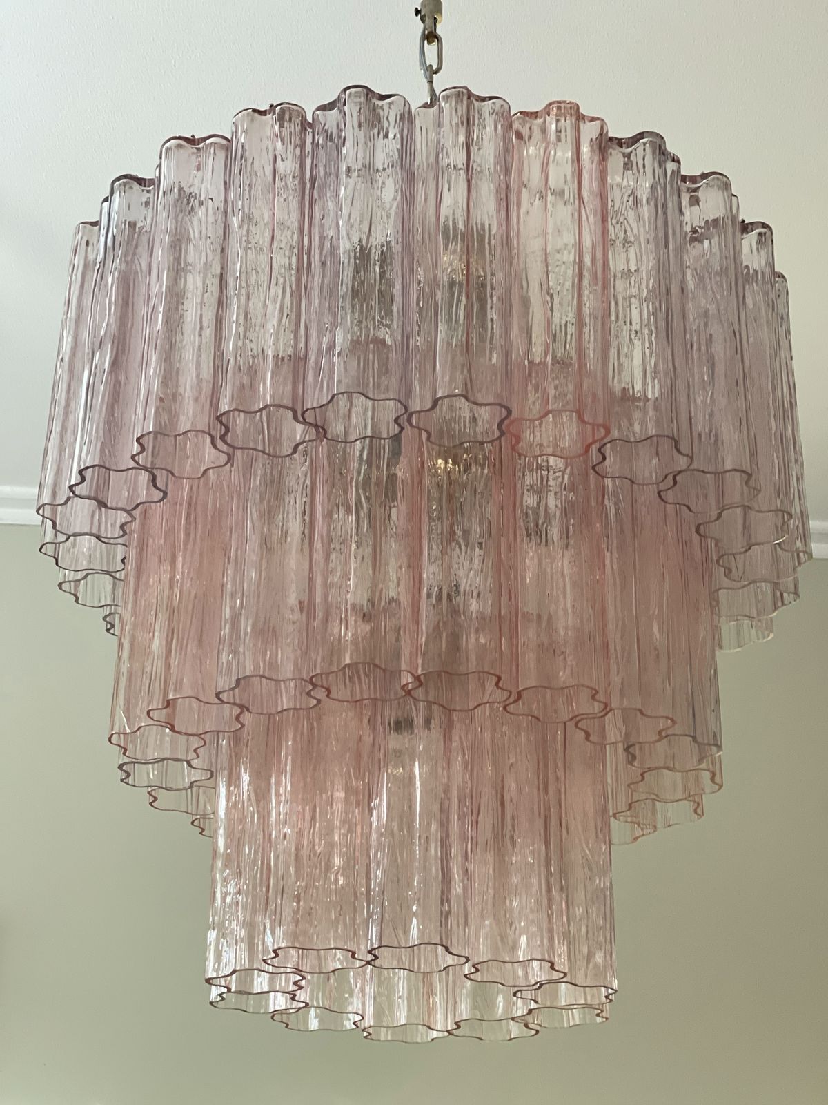 Pink Glass Murano Chandelier 'Tubular'. Large Size. photo vinterior