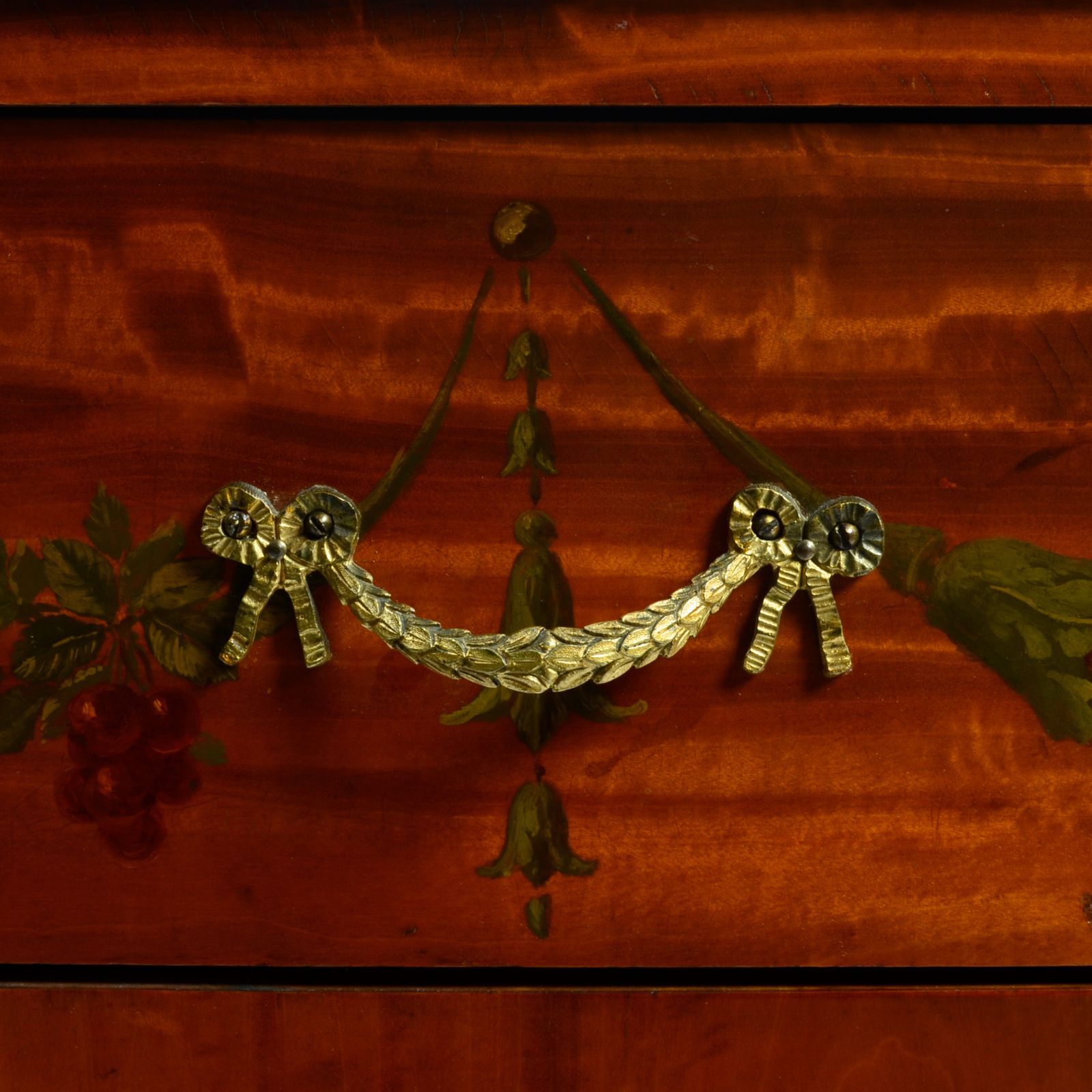 Late 19th Century Satinwood Painted Desk Or Dressing Table photo vinterior