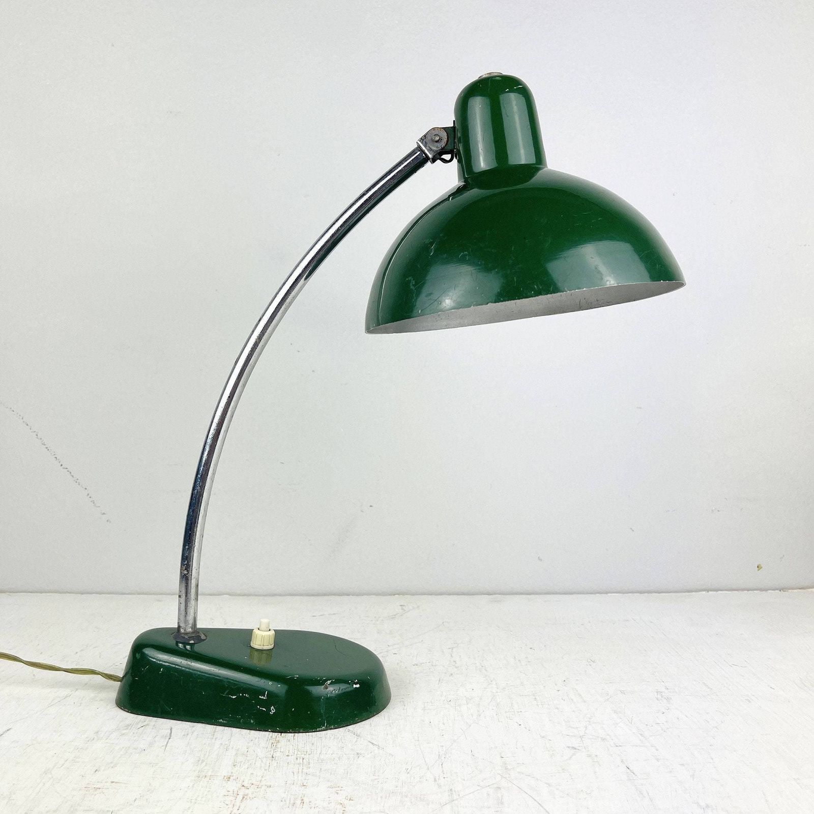Mid Century Metal Desk Lamp Ministerial Lamp A.R. Torino Italy 1950s Green Office Table Lamp