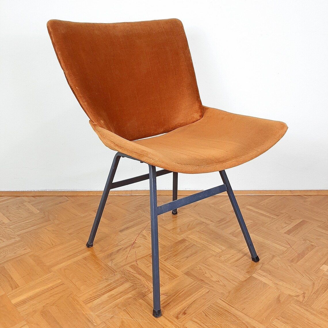 photo furniture Mid Century Original Vintage Chair Lupina From Niko Kralj For Stol Kamnik 1960s Retro Lounge Chair Office Chair Ginger