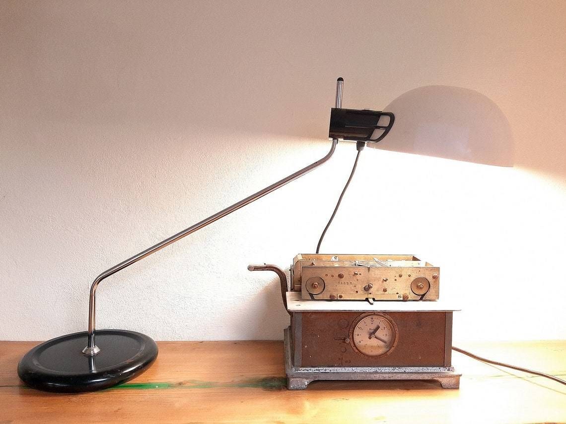 Mid Century Libellula Desk Lamp By Emilio Fabio Simion For Guzzini 1972 Modern White Table Lamp