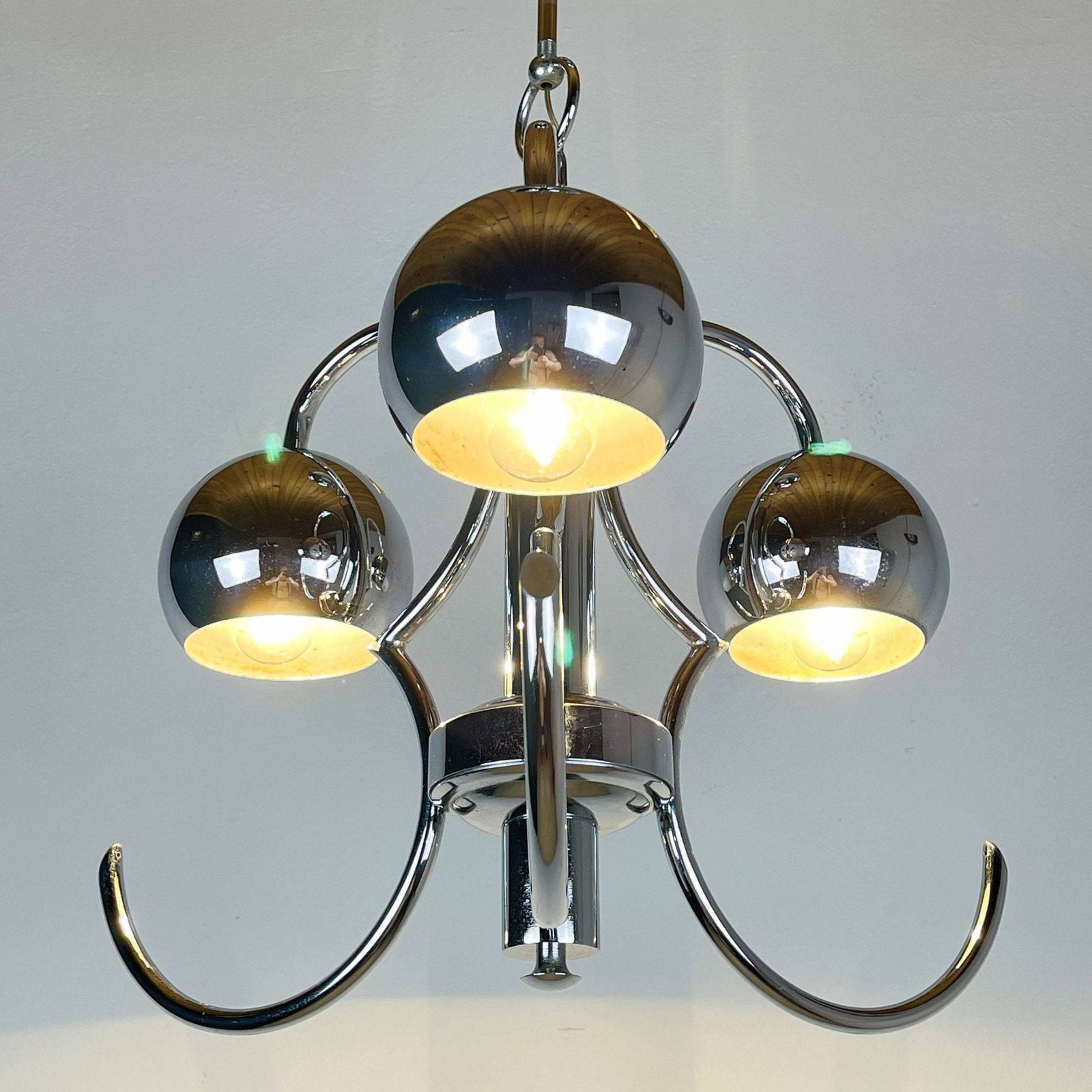 Mid Century Eyeball Silver Pendant Lamp Italy 1970s Space Age Italian Modern Atomic Vintage Italian Light photo vinterior