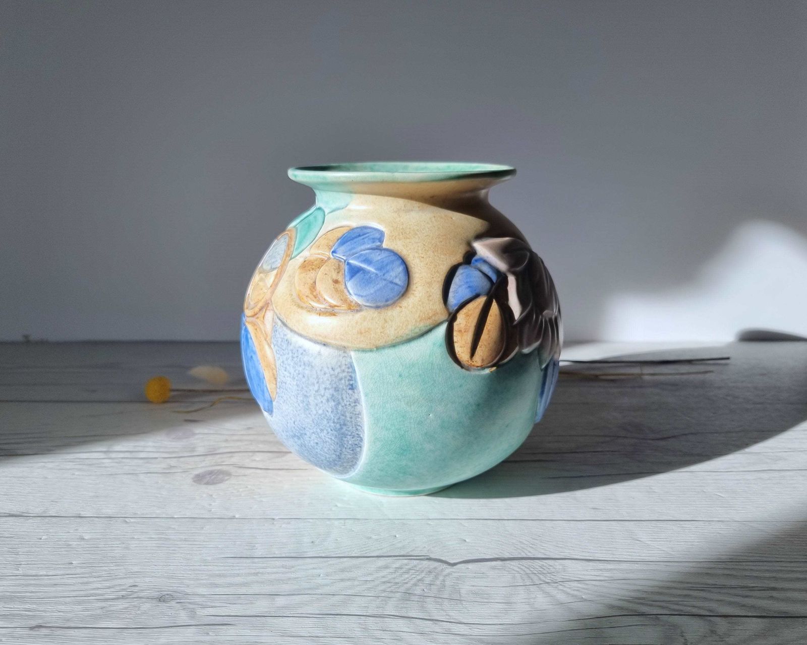 Beswick Pottery, Art Deco Satin Matt Sherbet Palette Glaze Carved Globe Vase, British, 1930 40s photo 96.0