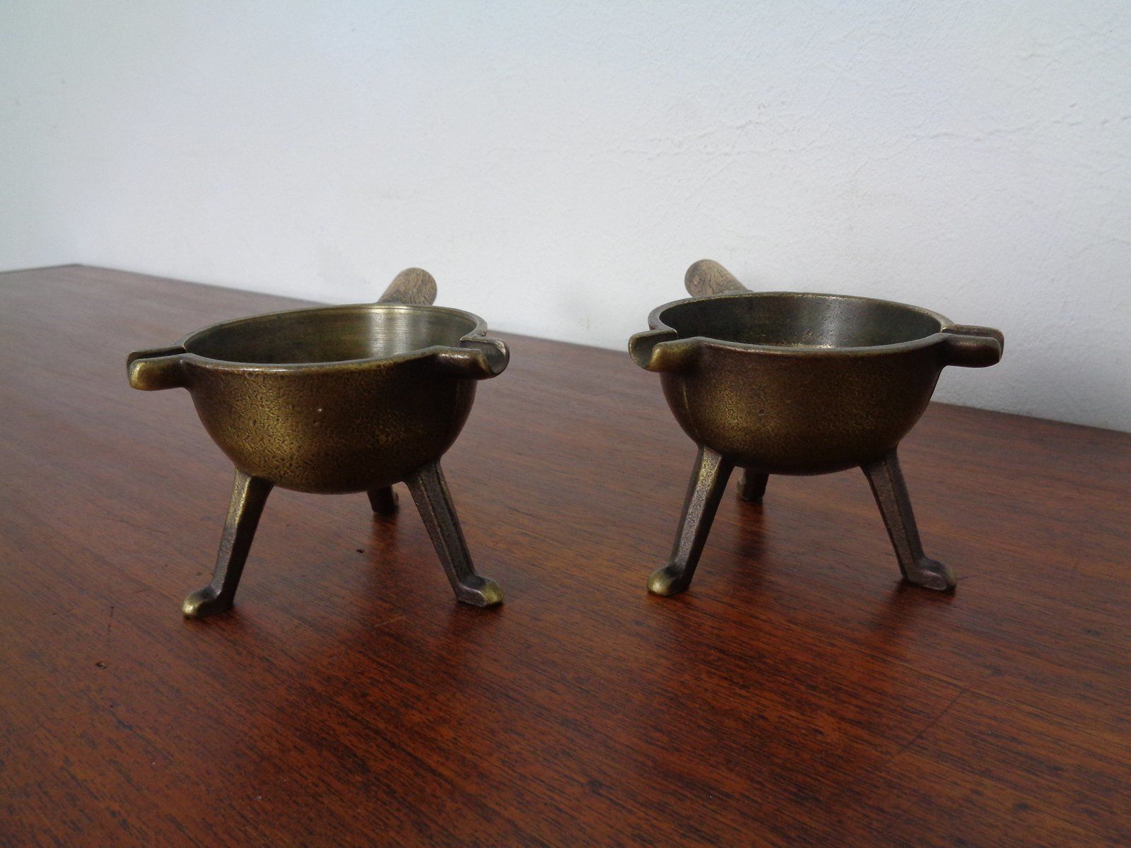 Mid Century Brass & Oak Ashtrays, 1960s, Set Of 2 photo 253.0
