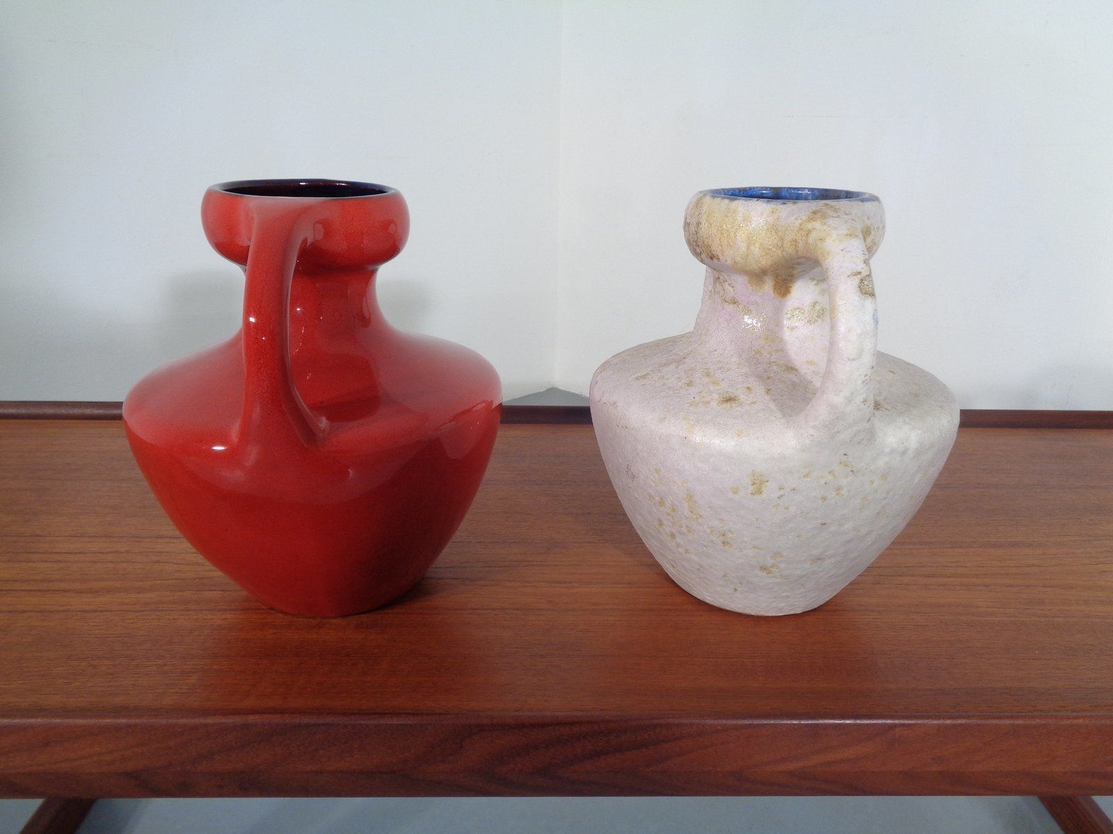 photo vinterior Ceramic Double Handled Fat Lava Vases From Marei, 1970s, Set Of 2