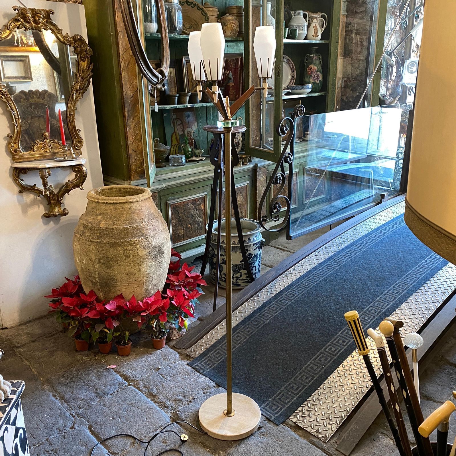 1960s Arredoluce Mid Century Modern Brass And Glass Floor Lamp photo for sale