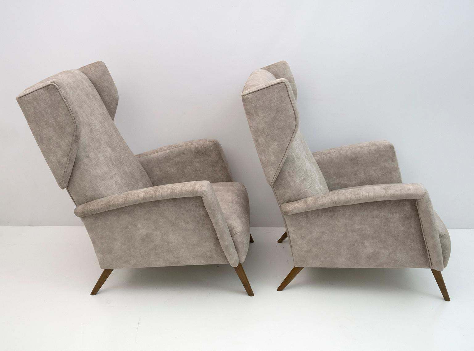 Pair Of Gio Ponti Mid Century Modern Italian Velvet "Alata" Lounge Chairs, 1950s photo buy