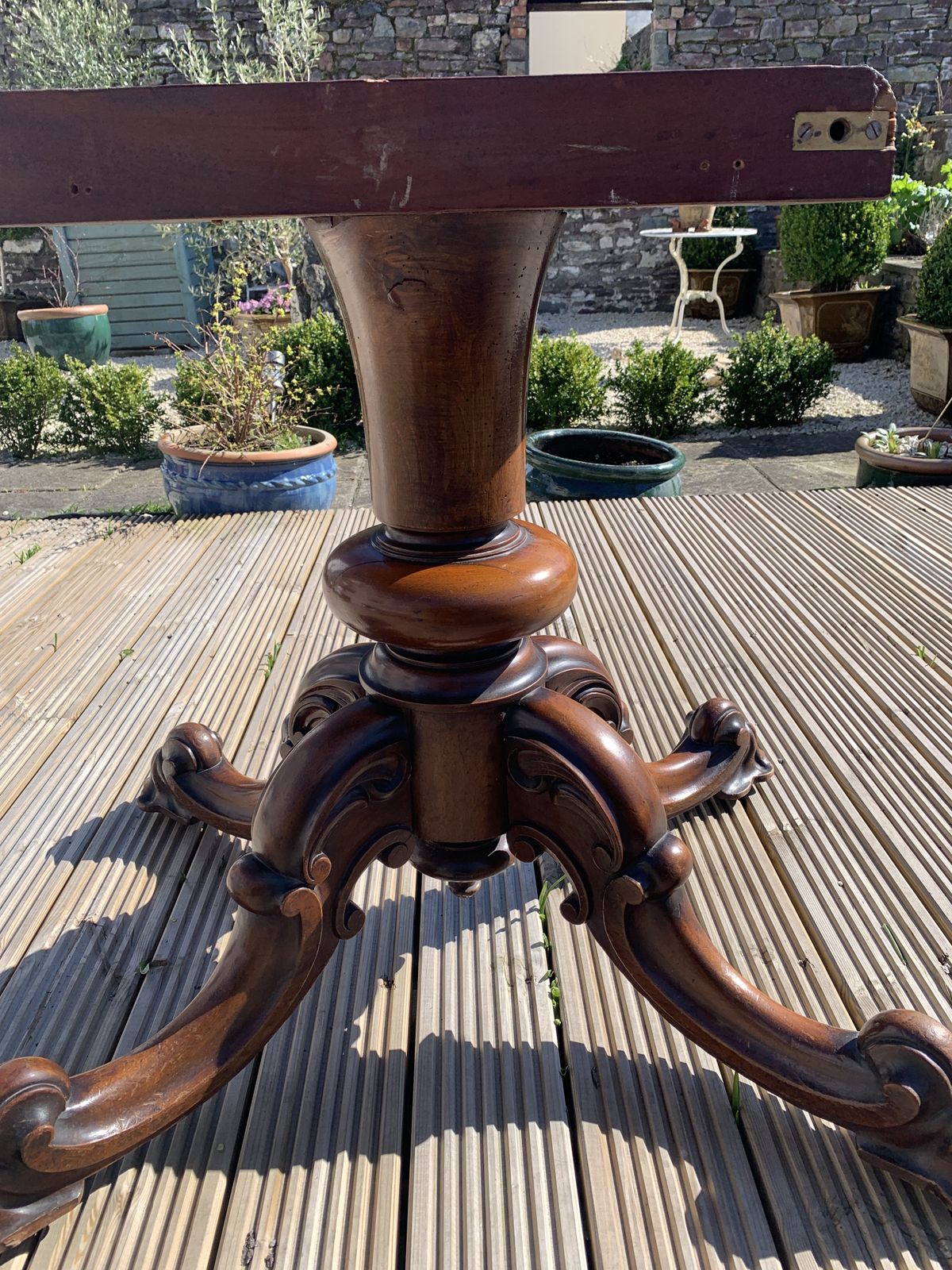 Victorian Walnut Loo /Breakfast Table photo Furniture