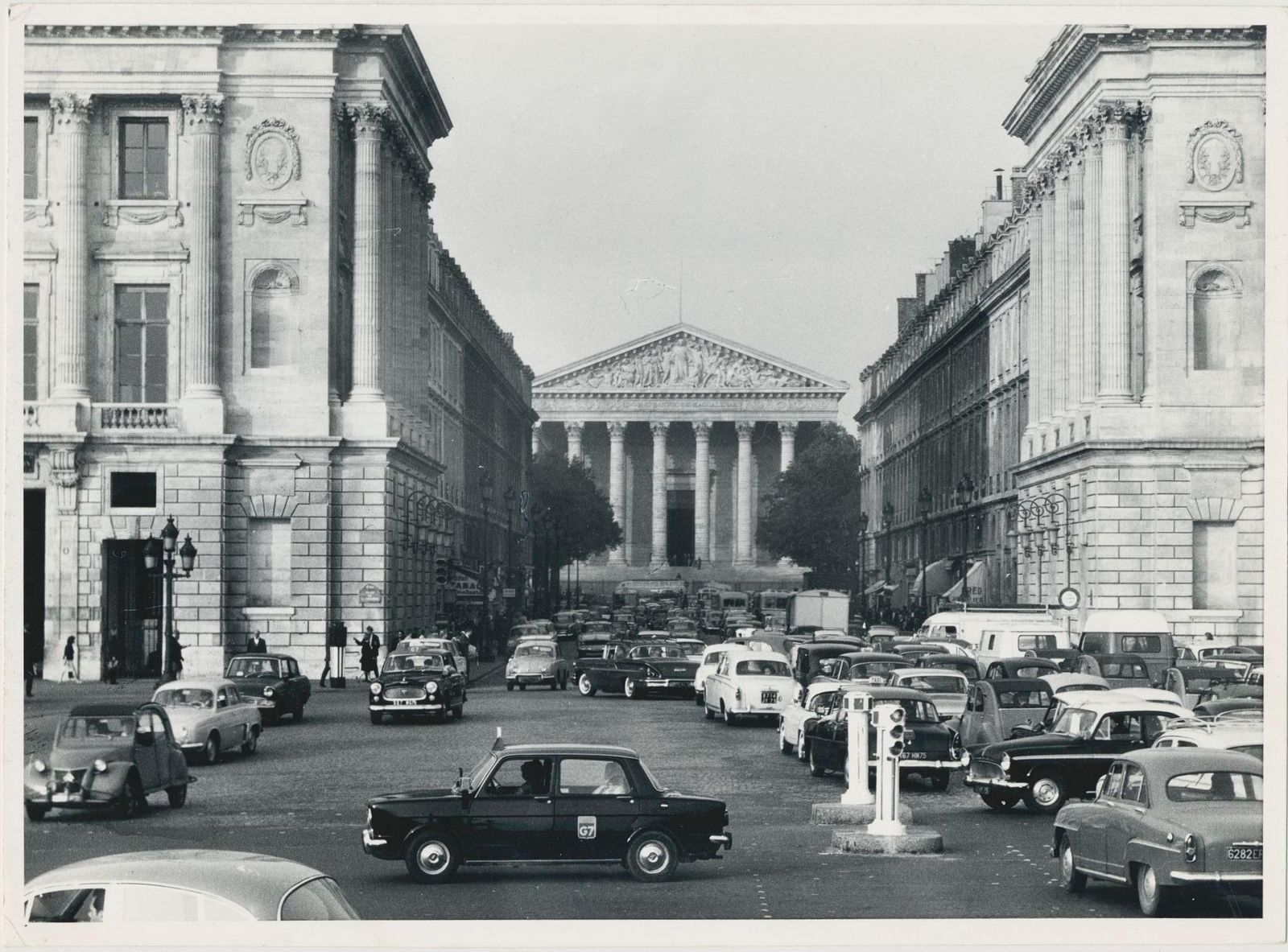 Cars, Road, Street Photography, Silver Gelatine Print, Paris, 1950s, 13 X 17,6 Cm 1955