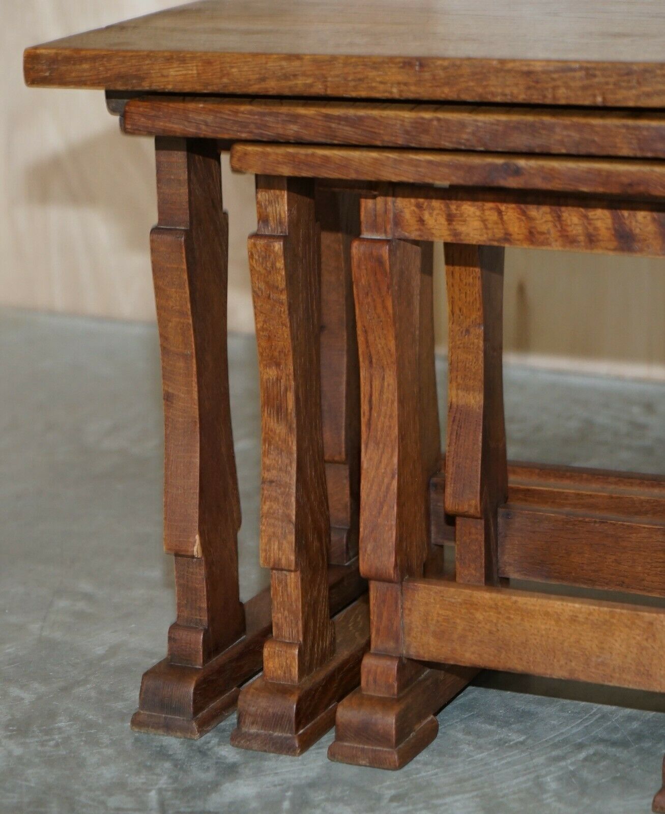 Solid English Oak Nest Of Three Large Side End Lamp Wine Occasional Tables photo vinterior