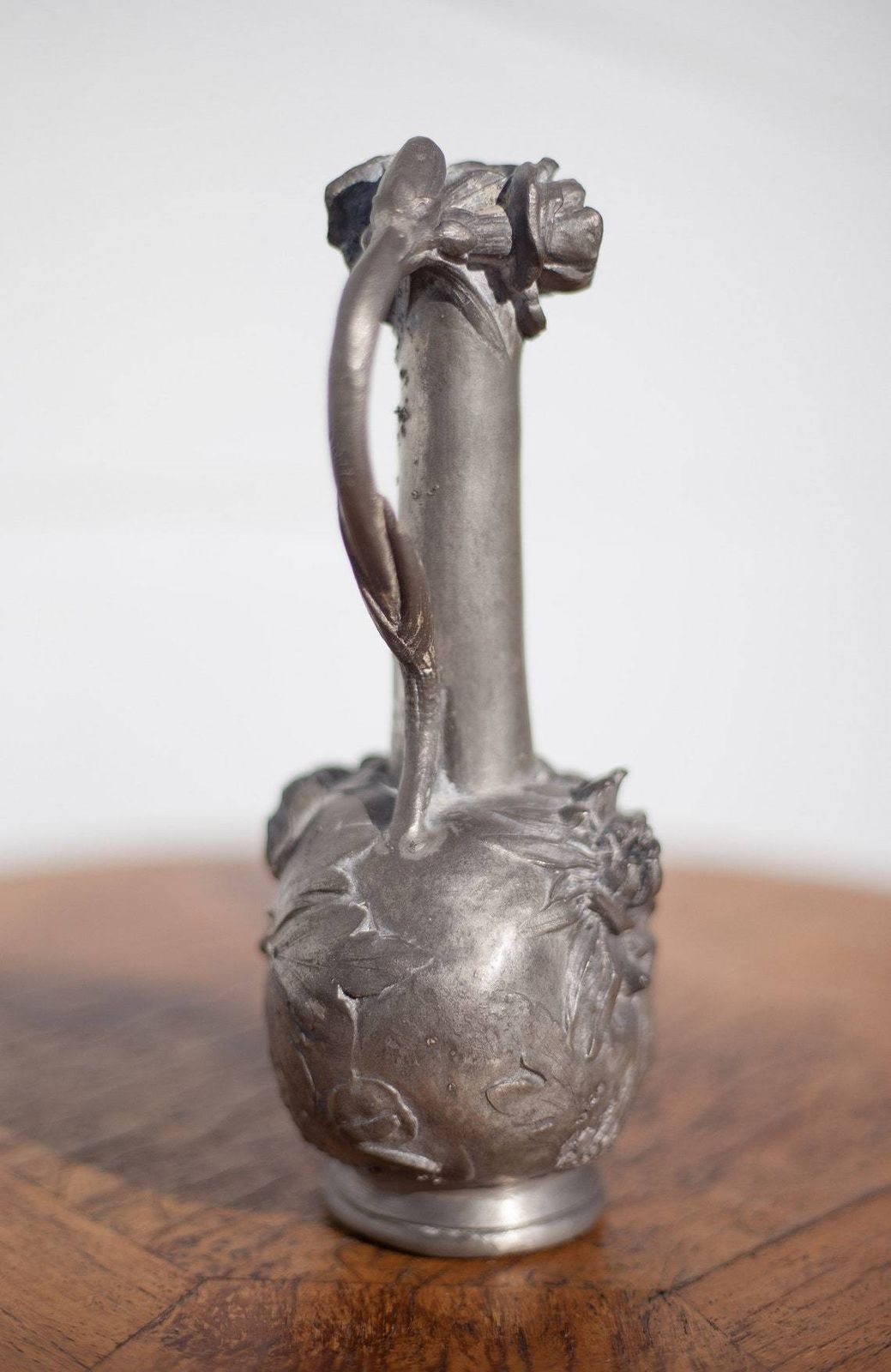 photo for sale Antique Tin Vase, Pure Tinplate Paris, Soliflore Tin Vase Pattern Flowers In Relief, Tinplate Art, Collection, Art Nouveau, Pewter Vase