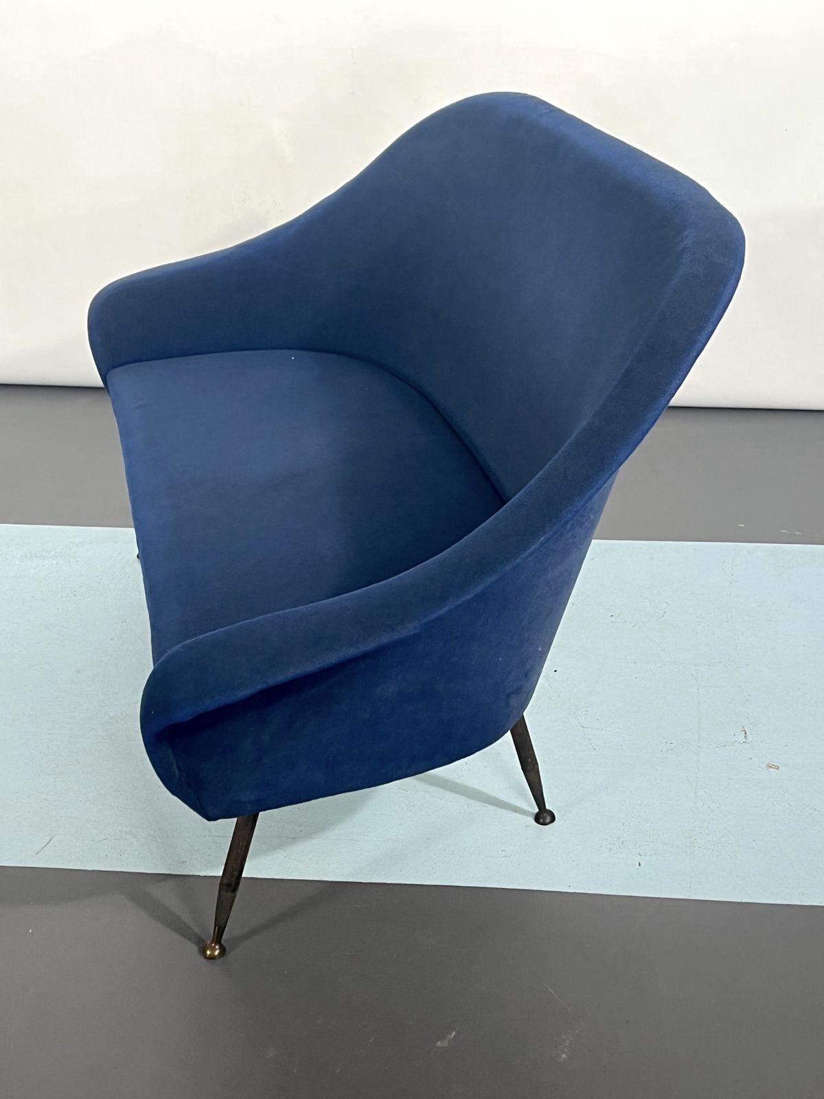 photo furniture Mid Century Modern Loveseat And Armchairs By Gastone Rinaldi From 50s