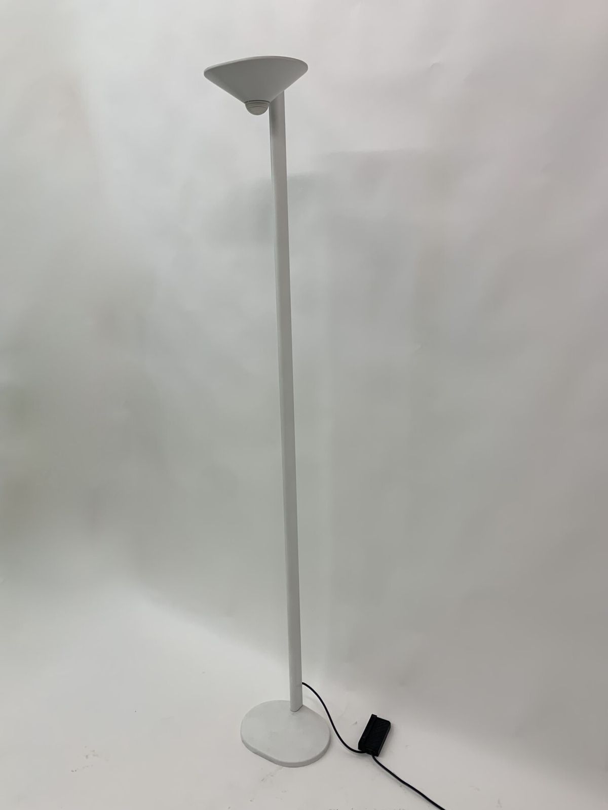 Postmodern 'Ciclope' Halogeenstaande Lamp Van Barbieri Marianelli, Italië photo vintage