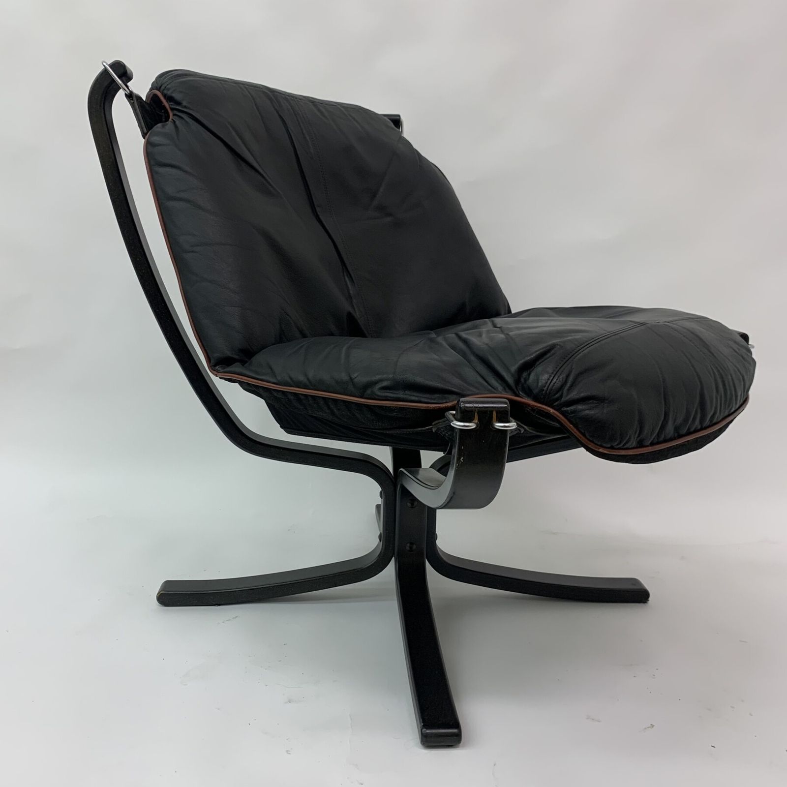 Falcon Leather Lounge Chair By Sigurd Ressel For Vatne Møbler, 1970s photo Furniture