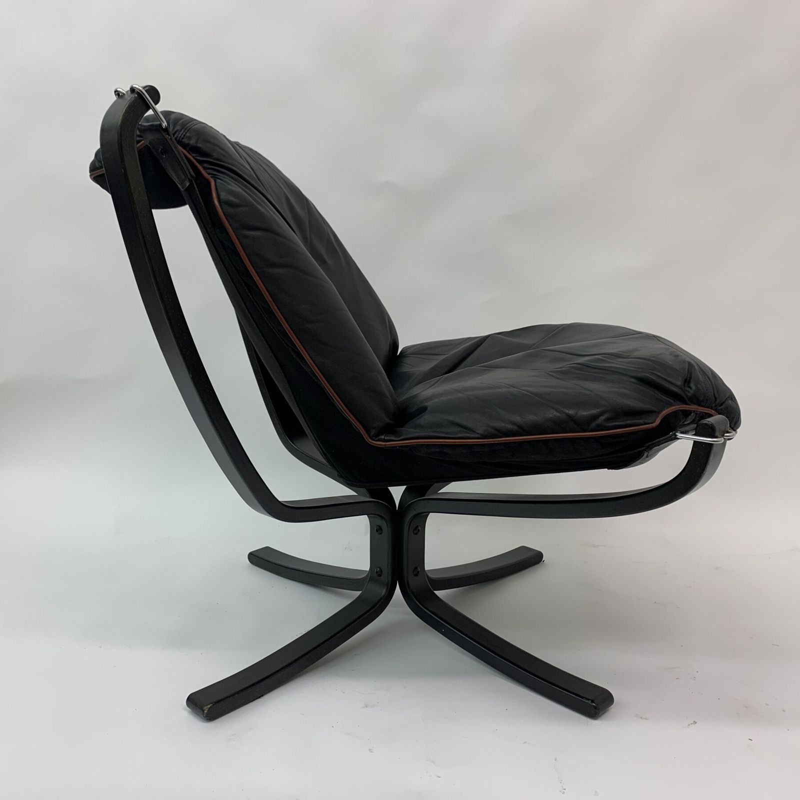 photo furniture Falcon Leather Lounge Chair By Sigurd Ressel For Vatne Møbler, 1970s