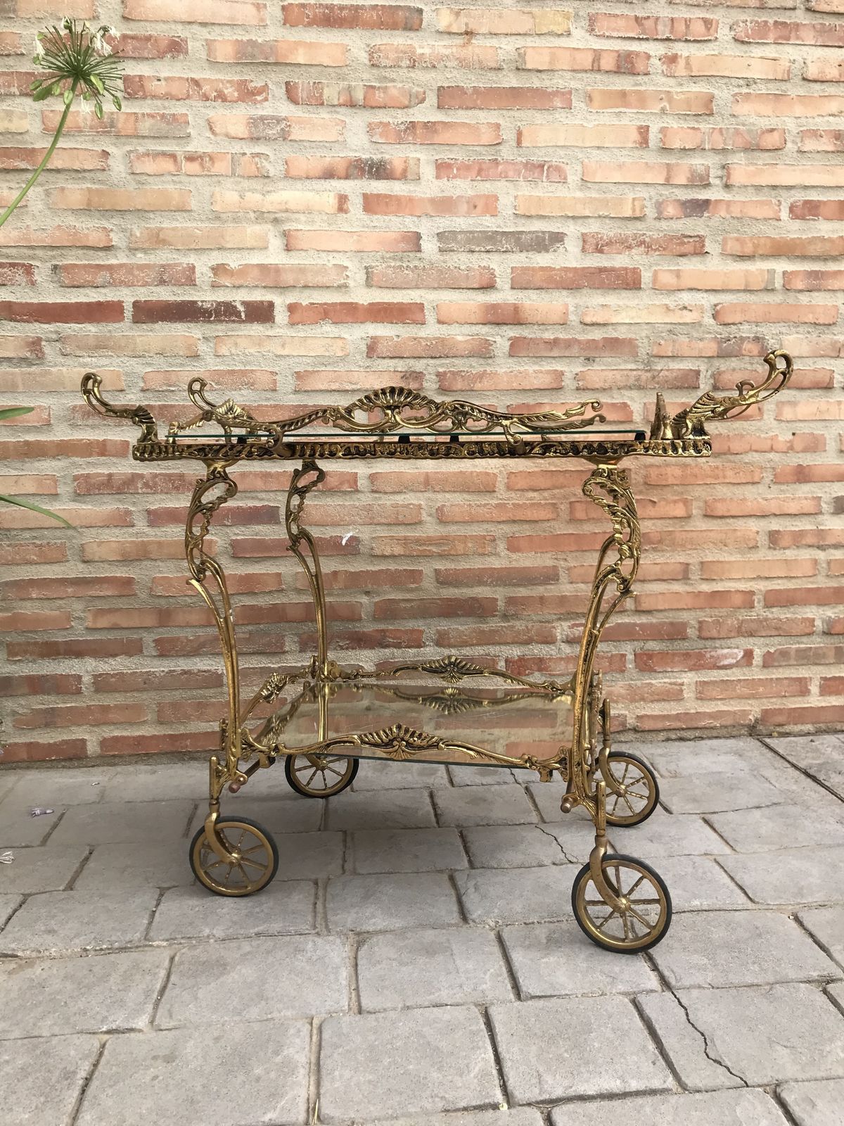 photo vintage Baroque Style Brass Two Tier Bar Cart, 1950s