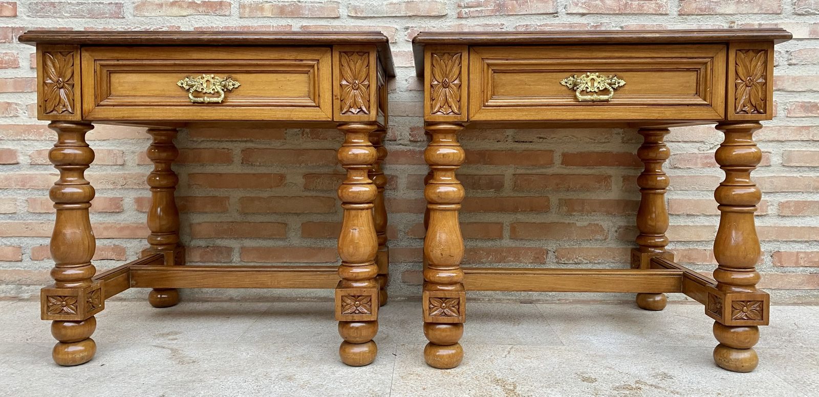 20th Century Pair Of Spanish Nightstands With One Drawer And Bronze Hardware photo Furniture
