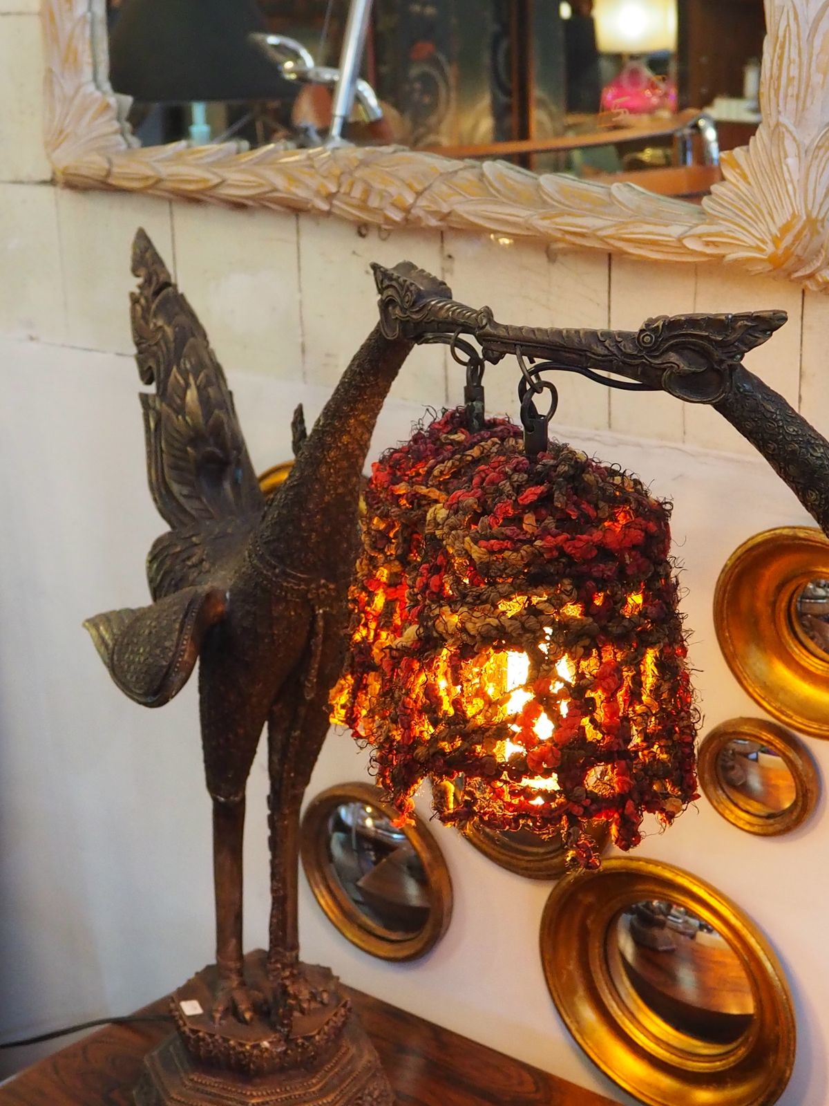 photo vinterior Hand Made Bronze Garuda Lamp Made In Thailand