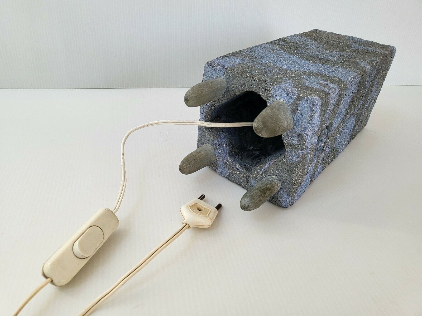 Vintage Table Lamp 1970 In Cement & Pebbles 70s 1970s 70s photo buy