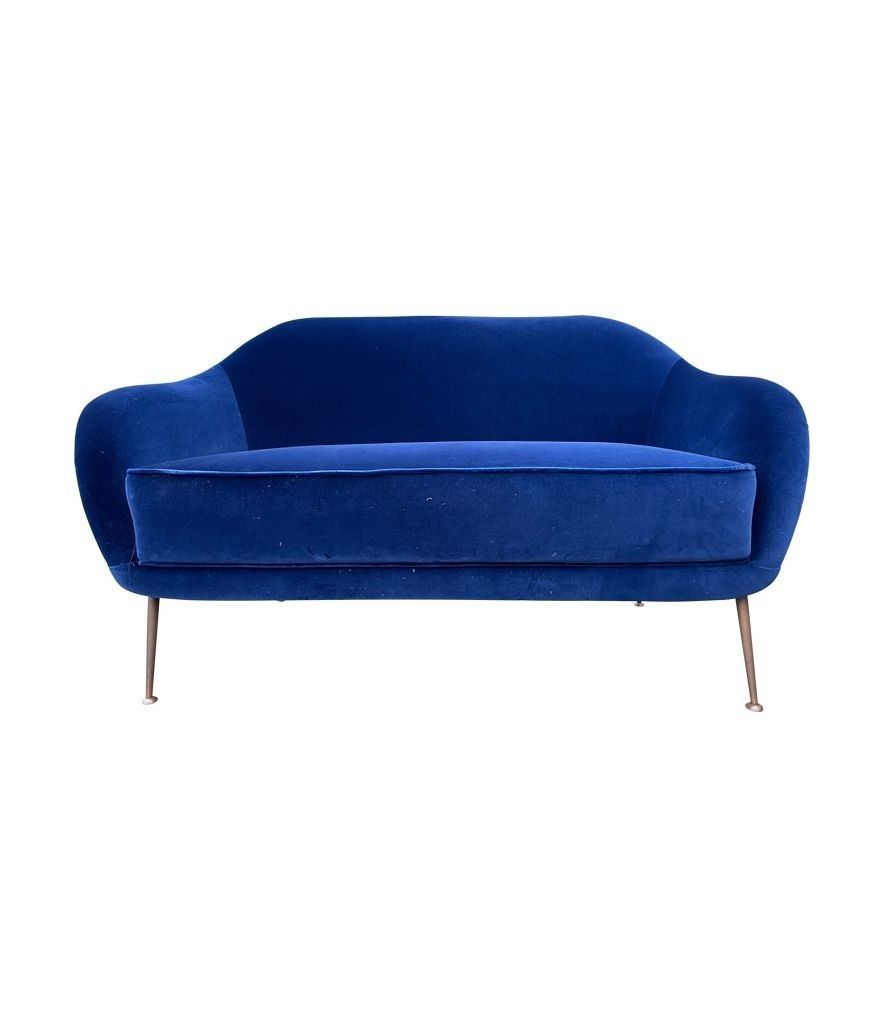 photo vinterior A1950s Italian Two Seater Sofa With Brass Legs Newly Upholstered In Blue Velvet