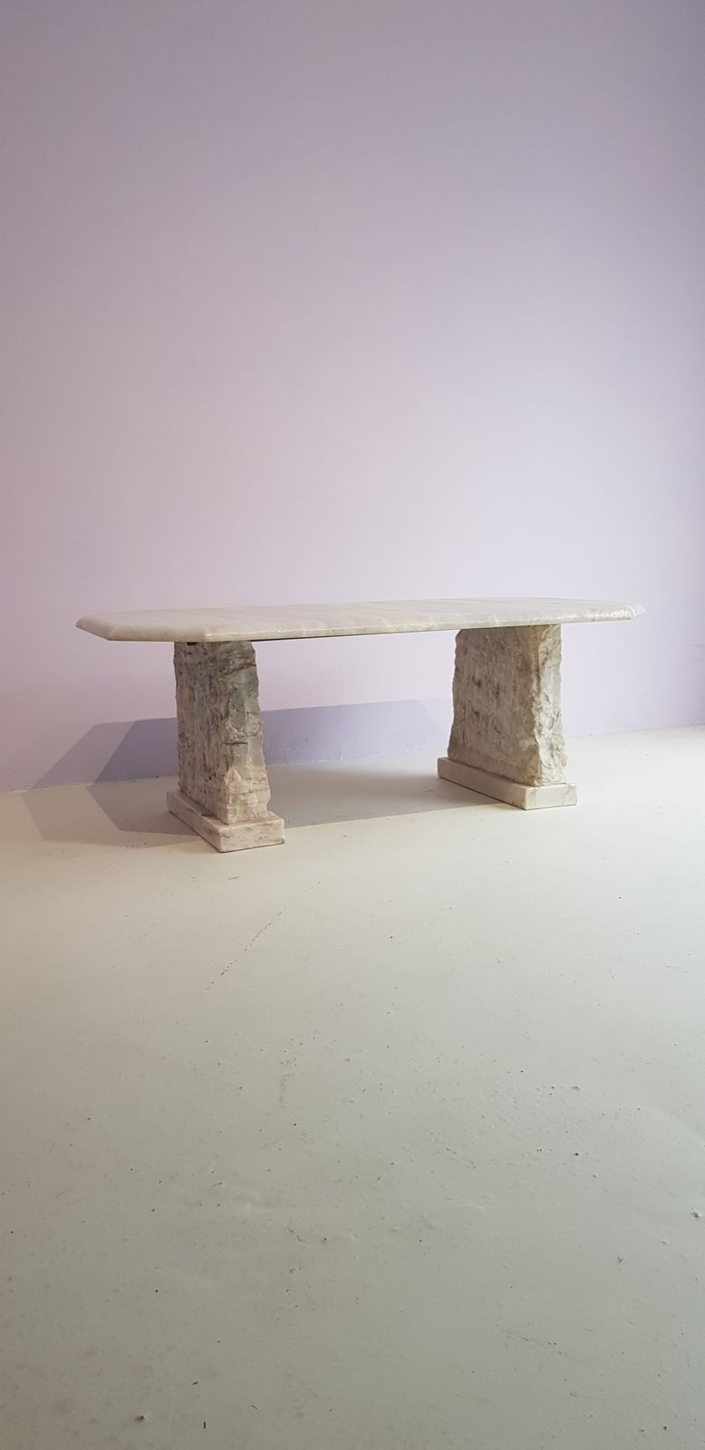 photo for sale Massieve Brutalist Marmeren Salontafel
