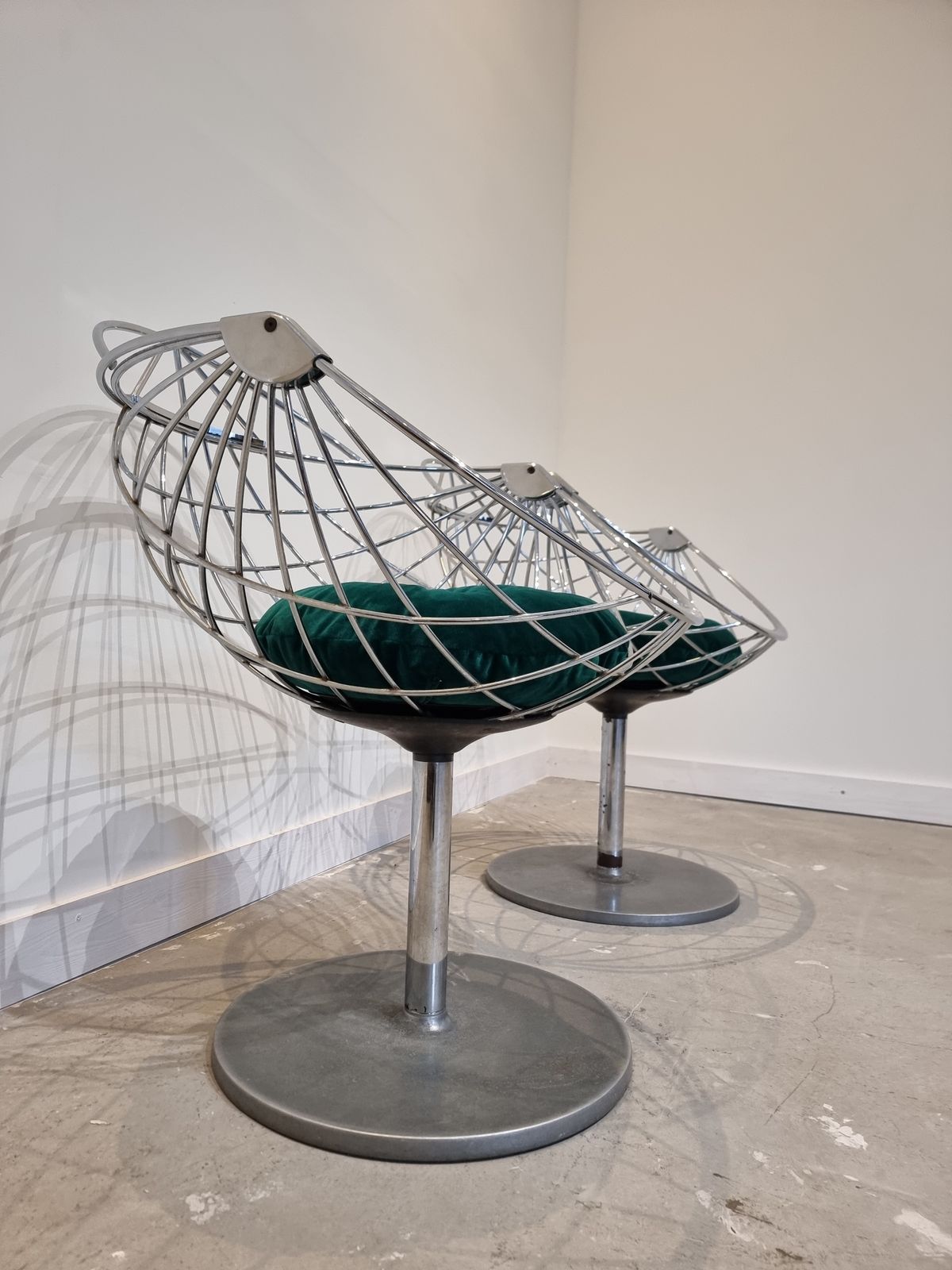 photo furniture Set Of Two Atomic Ball Chairs By Rudi Verelst