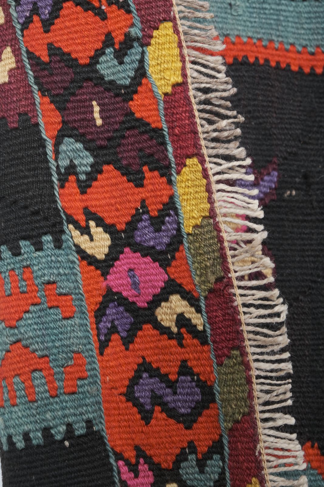photo furniture Grand tapis Kilim turc Kars tissé à la main, 6'3" x 16'5"