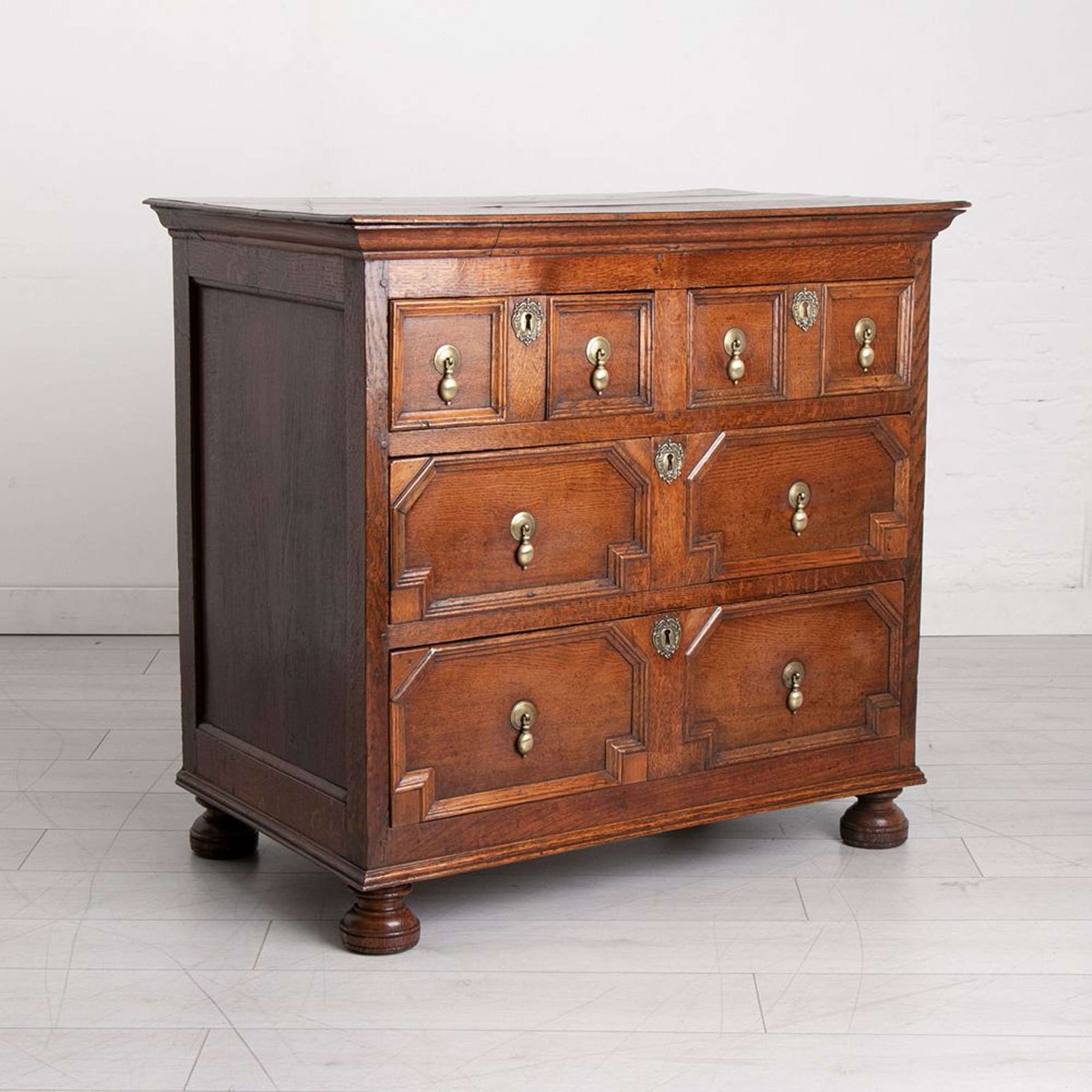 Antique English William And Mary Period Oak Chest C.1690 photo Furniture