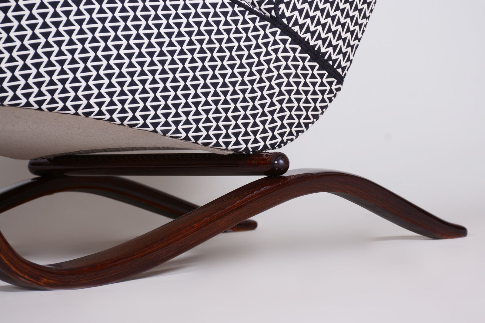 photo for sale H269 Armchair Made In 1930s Czechia By Up Zavody And Designed By Halabala