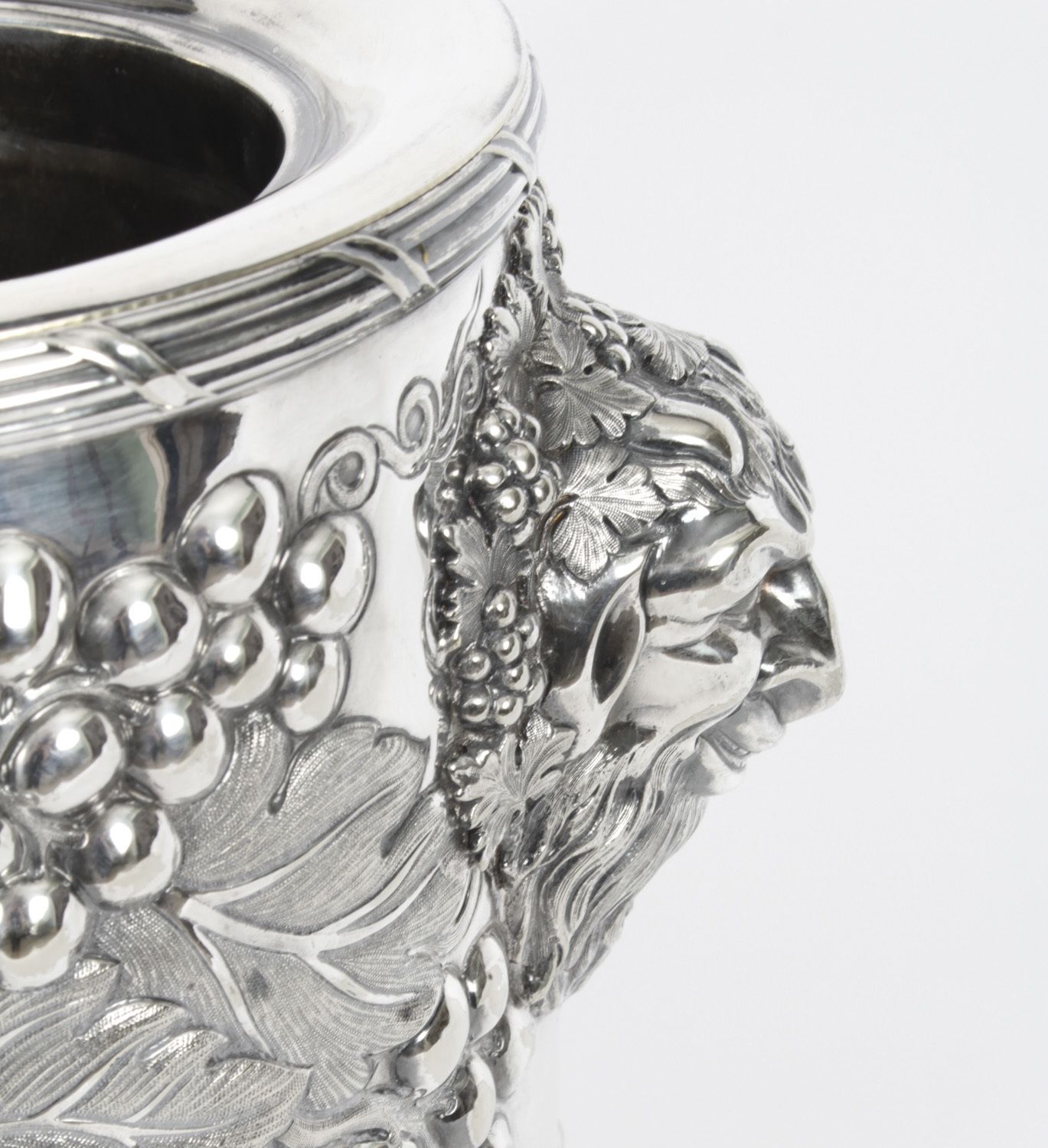 photo vintage Antique Pair Silver Plated Wine Coolers By Hawksworth, Eyre & Co 19th C