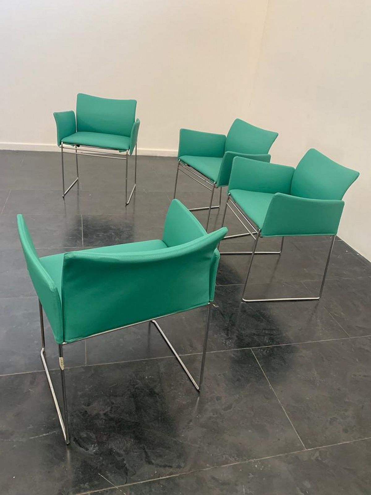 photo vinterior Pair Of Maja Armchairs By Takahama For Simon Gavina, 1980s