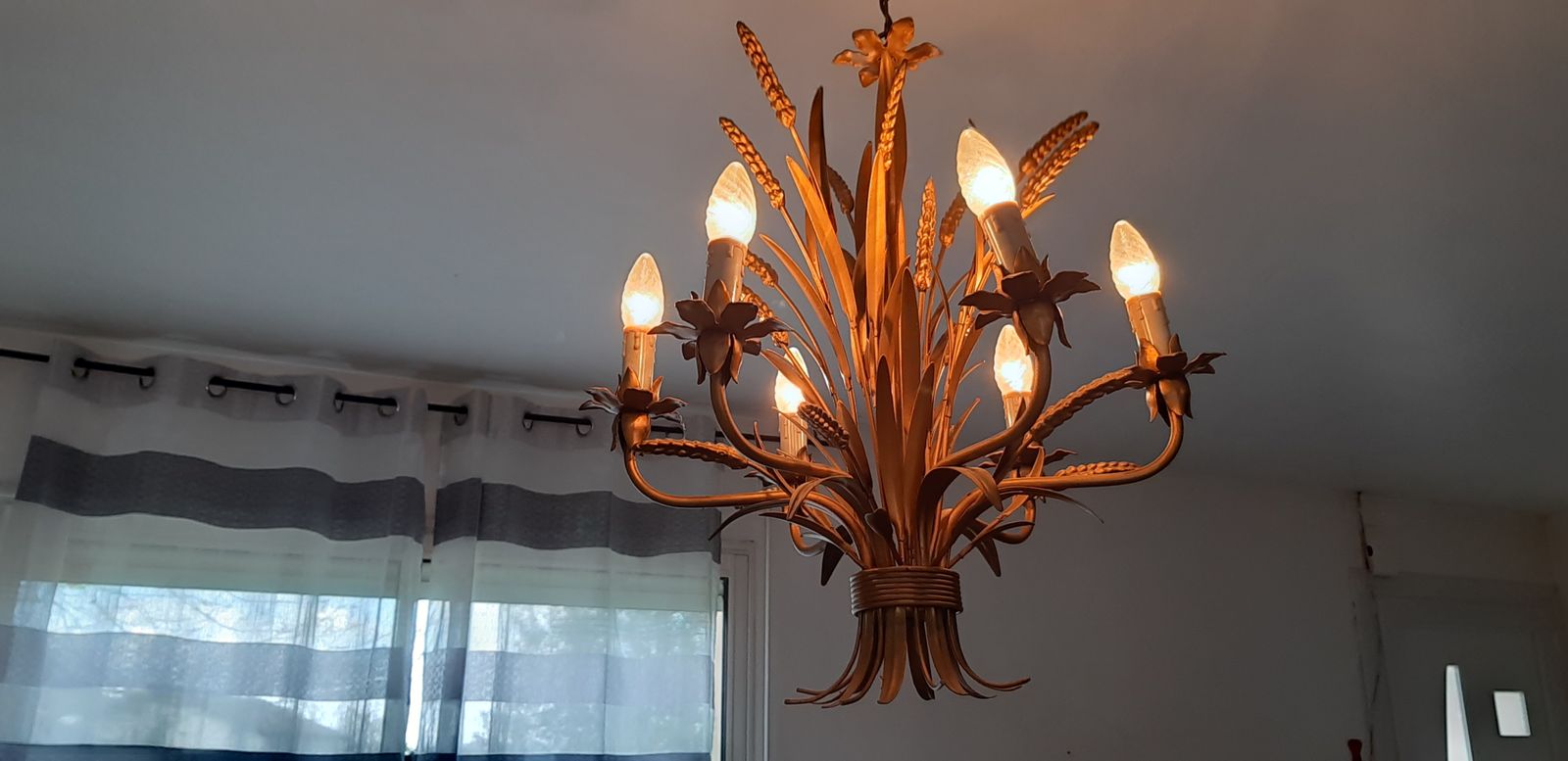 Vintage Golden Metal Chandelier With Ears Of Wheat photo buy