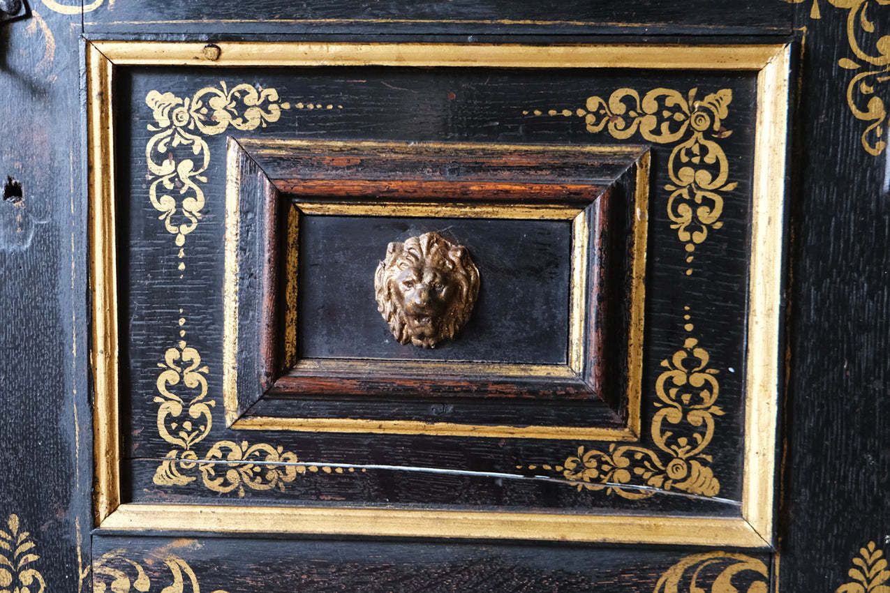 Dutch Oak Cabinet On Stand, 18th Century And Earlier photo vinterior