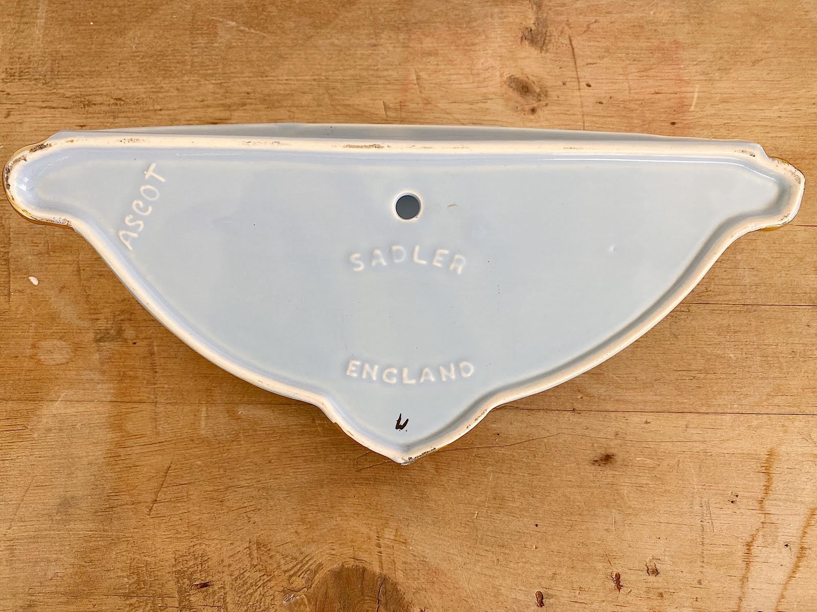 Art Deco, Blue Lustre, Wall Pocket Made By Sadler photo vinterior