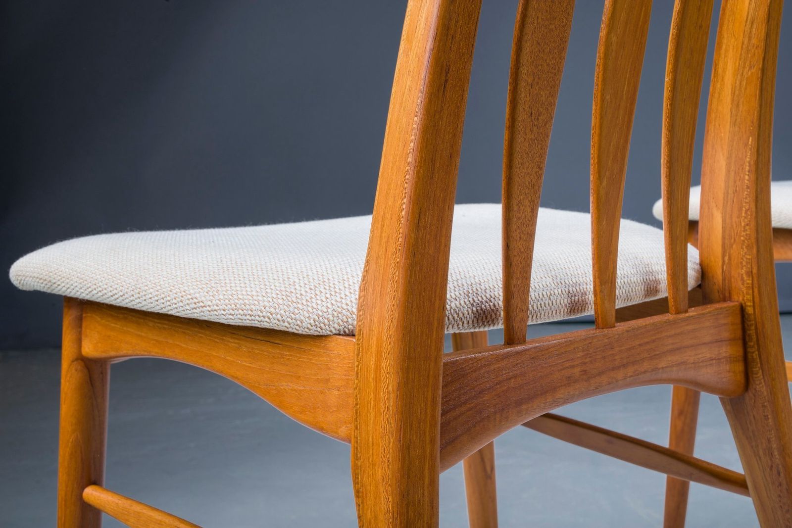 Mid Century Eva Dining Chairs By Niels Koeefoed For Koefoed Hornslet, 1960s, Set Of 4 photo vinterior