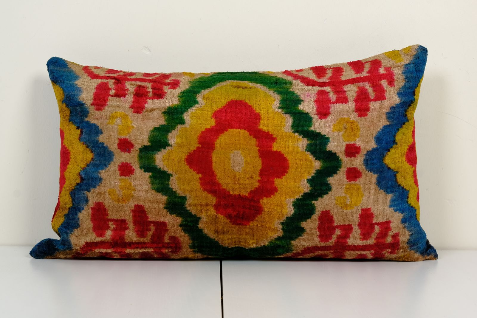 16" X 26" Yellow Velvet İkat Pillow,Handmade Patchwork Decorative Pillow, Silk İkat Velvet Modern Soft Decorative Pillow For Couch