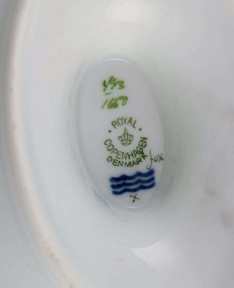 Royal Copenhagen Saxon Flower Sauce Boat In Hand Painted Porcelain photo 156.0