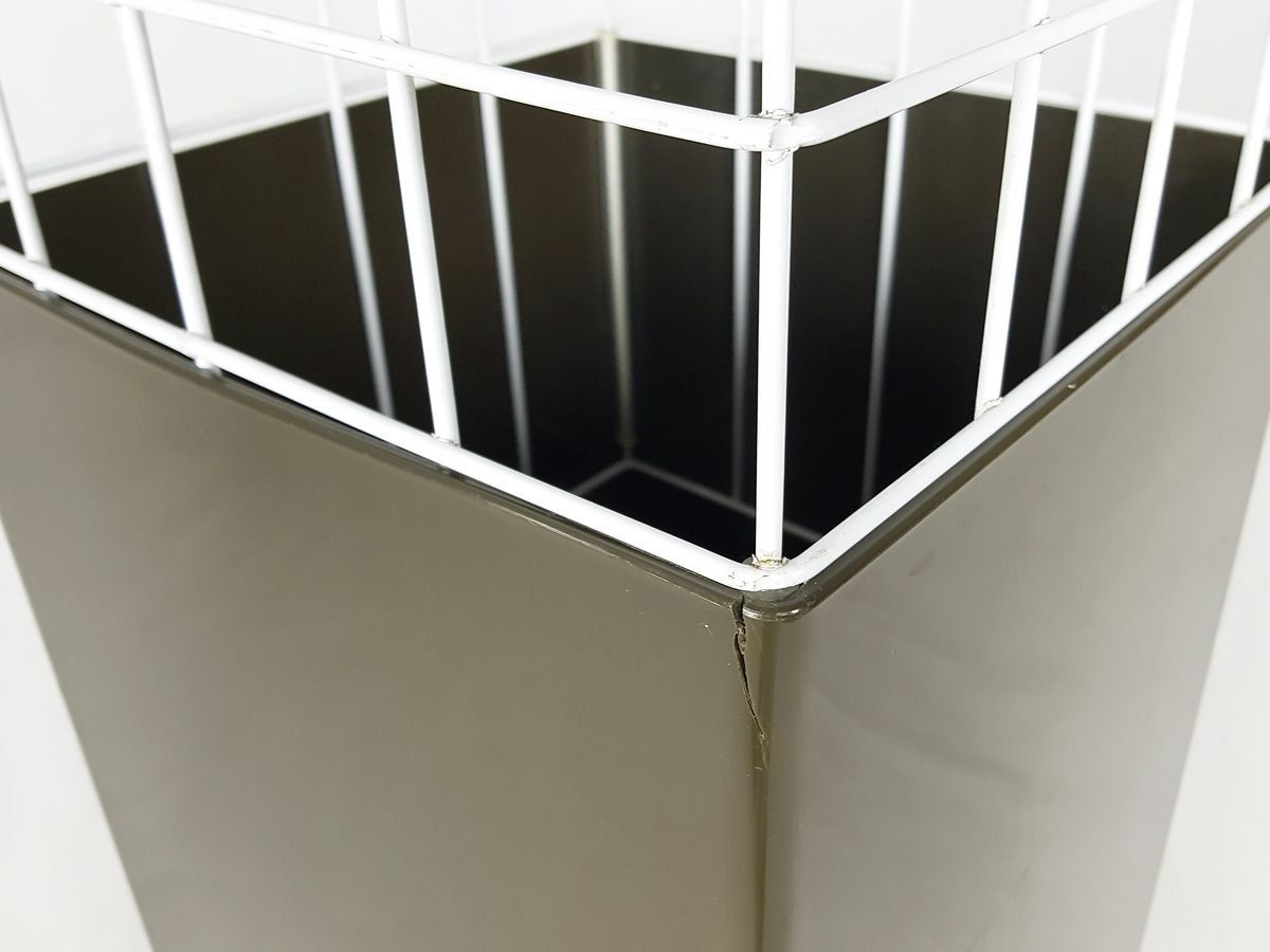 photo buy Reestanding 4788 Clothes Stand By Anna Castelli Ferrieri