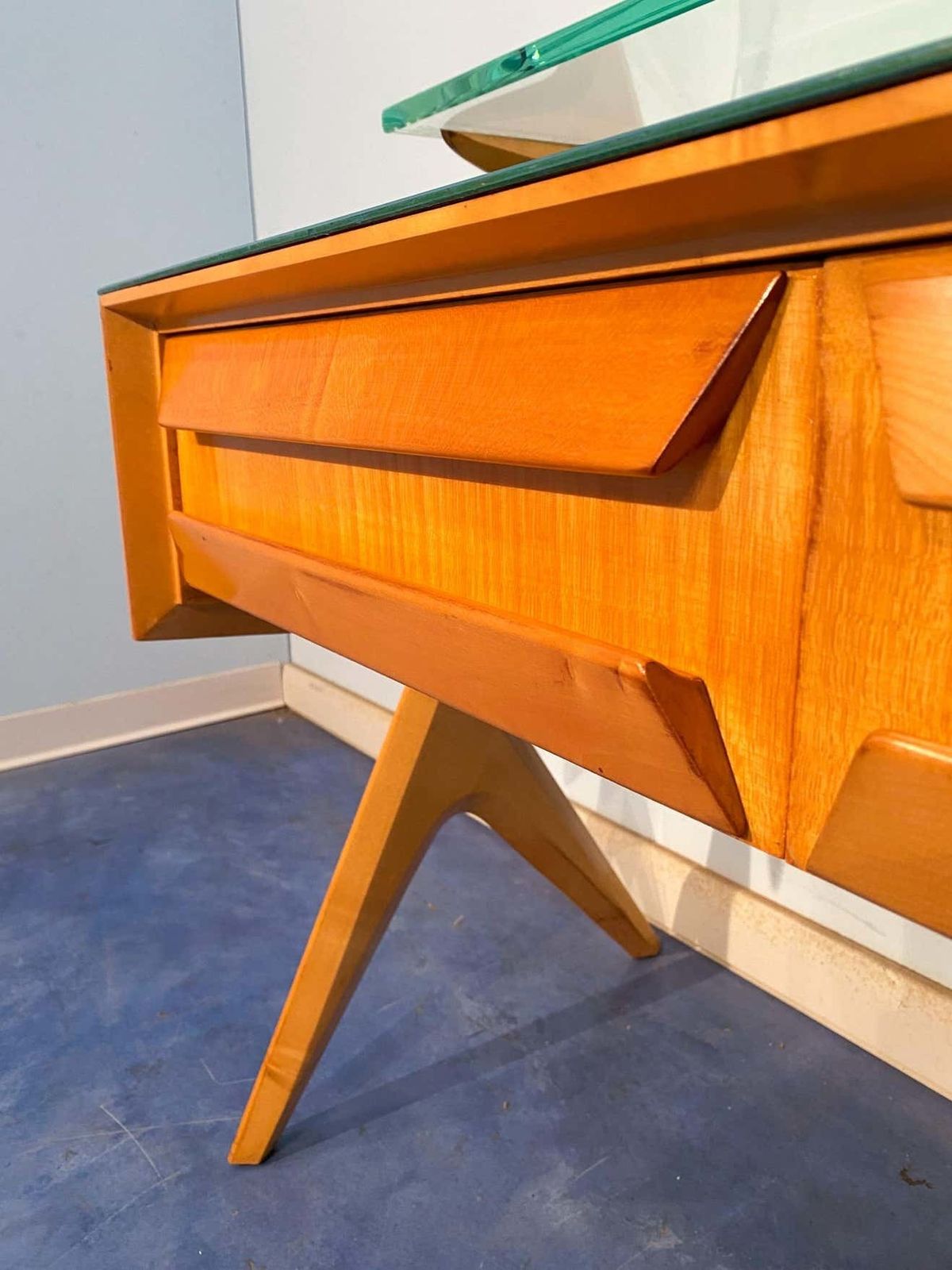 photo furniture Italian Mid Century Sideboard Or Vanity Dresser By Vittorio Dassi 1950s