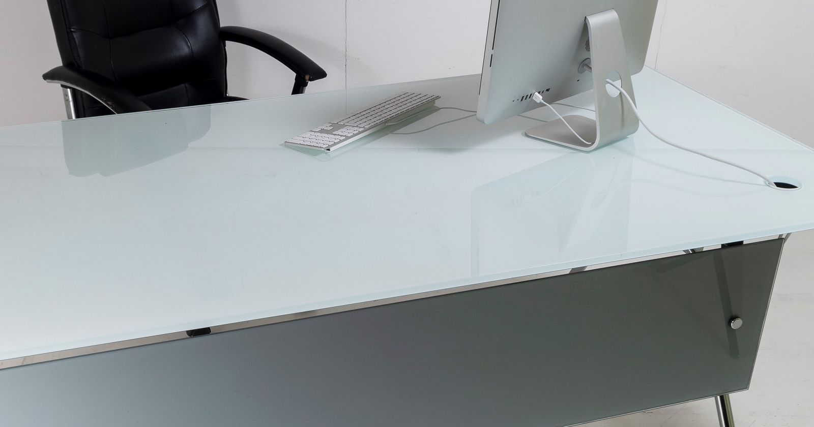 2875.0 Italian Glass Top On Chrome Executive ‘Nomos’ Desk By Norman Foster For Tecno 1980s photo