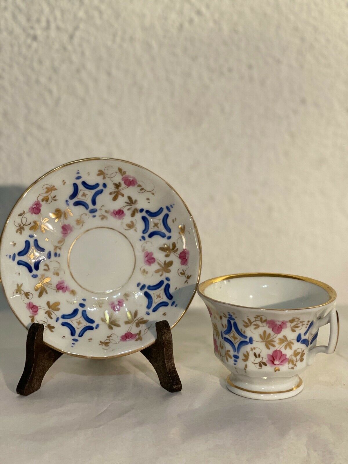 photo furniture Large Cafe French Louis Philippe End '800 In White Porcelain