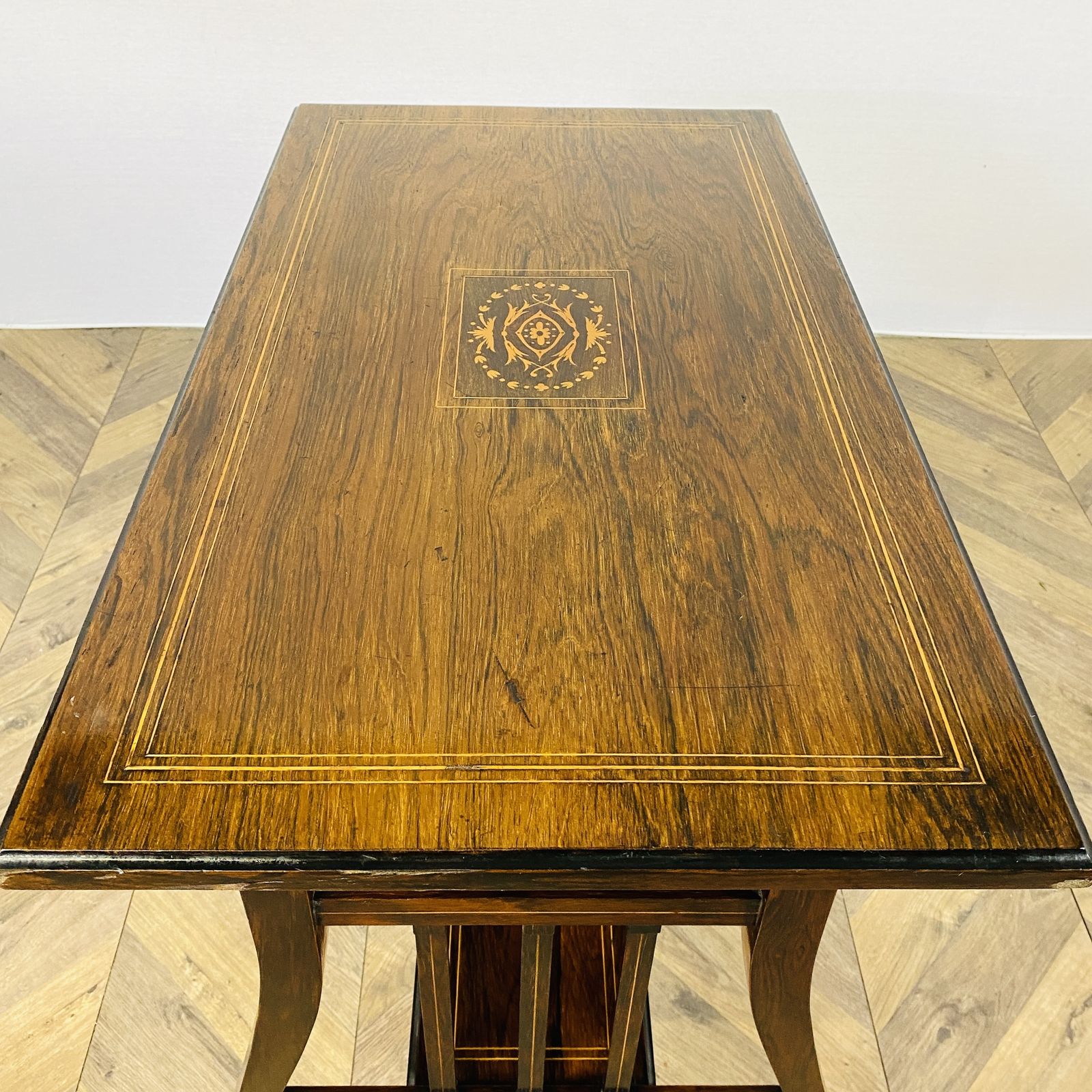 photo vinterior Victorian Inlaid Rosewood Two Tier Side Table, 1880s