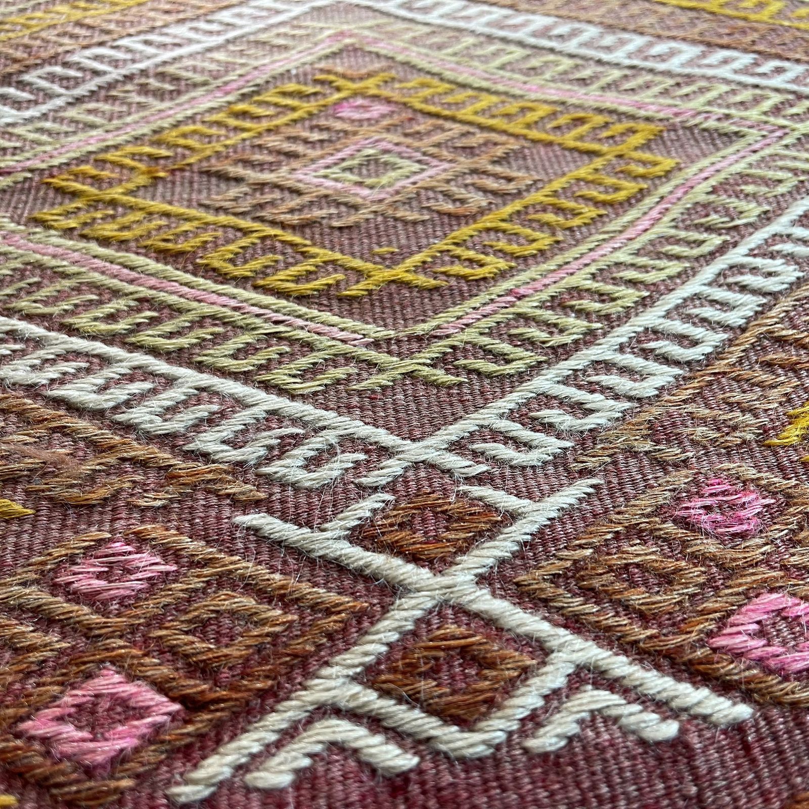 Traditional Turkish Mini Kilim Rug ,Vintage Anatolian Turkish Kelim 101x47 Cm photo vinterior