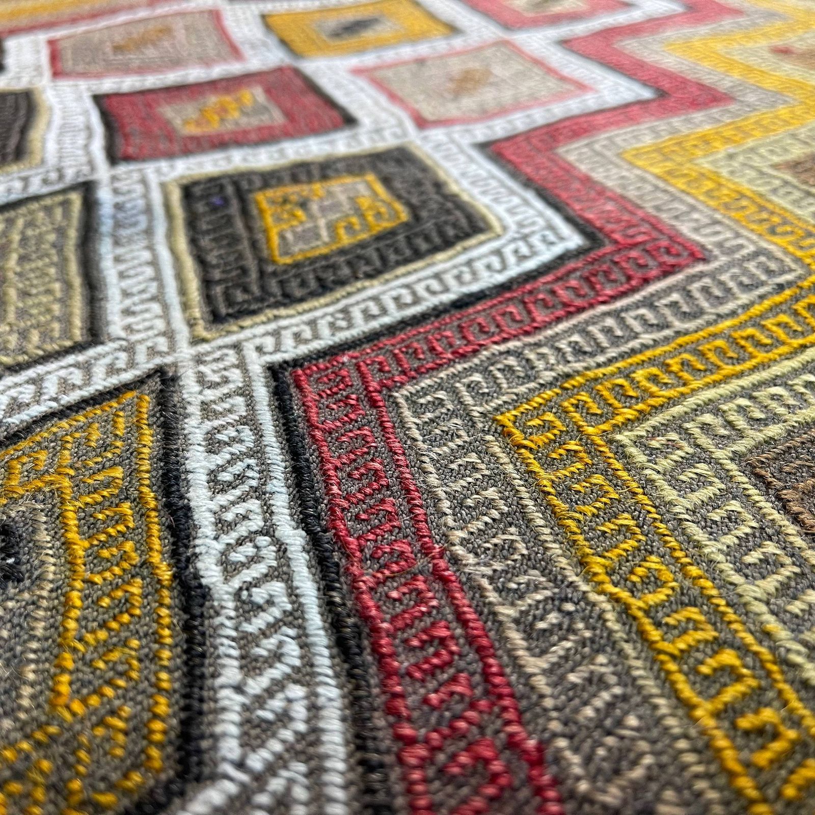 photo for sale Traditioneel Turks Mini Kilimkleed, Vintage Anatolisch Turks Kelim 78x54 Cm