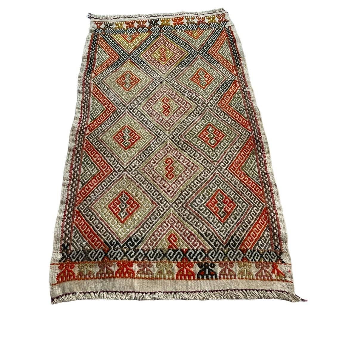 Traditional Turkish Mini Kilim Rug ,Vintage Anatolian Turkish Kelim 85 X 46 Cm